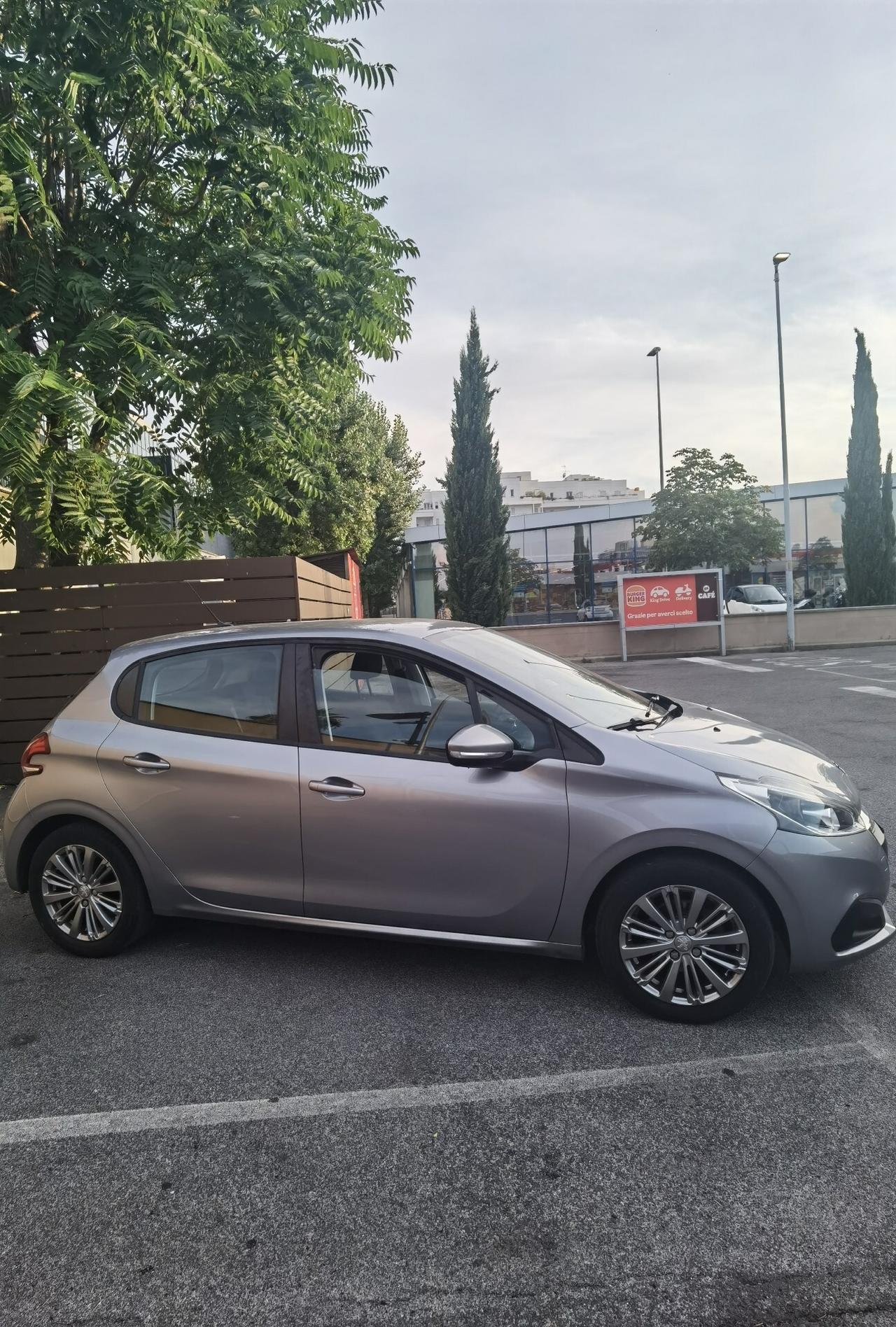 Peugeot 208 1.2 e-VTi Active