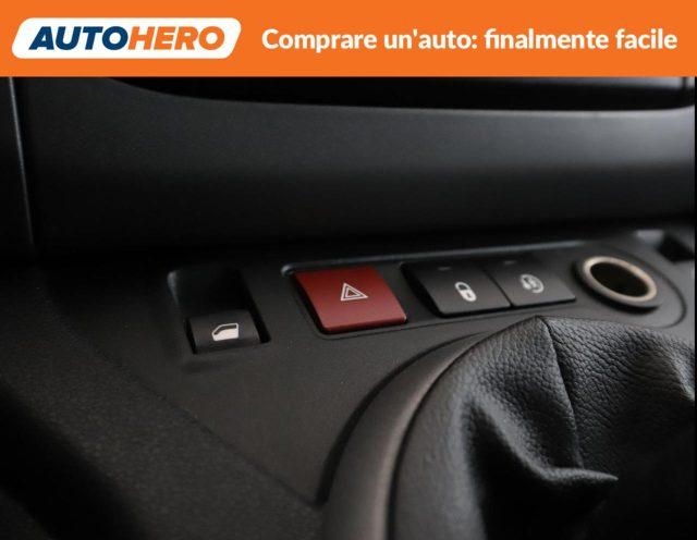 PEUGEOT Partner Tepee BlueHDi 100 Outdoor