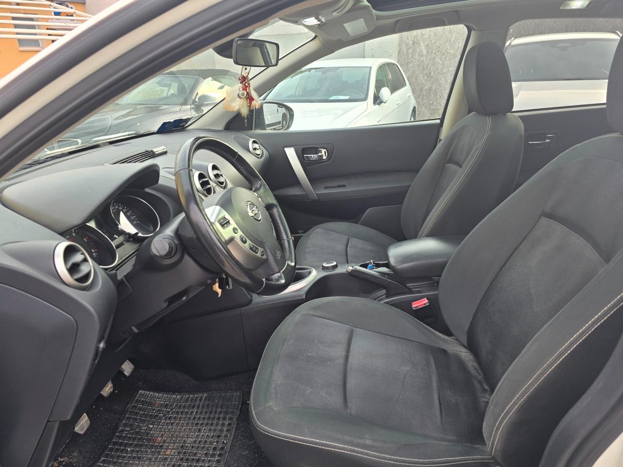 Nissan Qashqai 2.0 dCi DPF Tekna