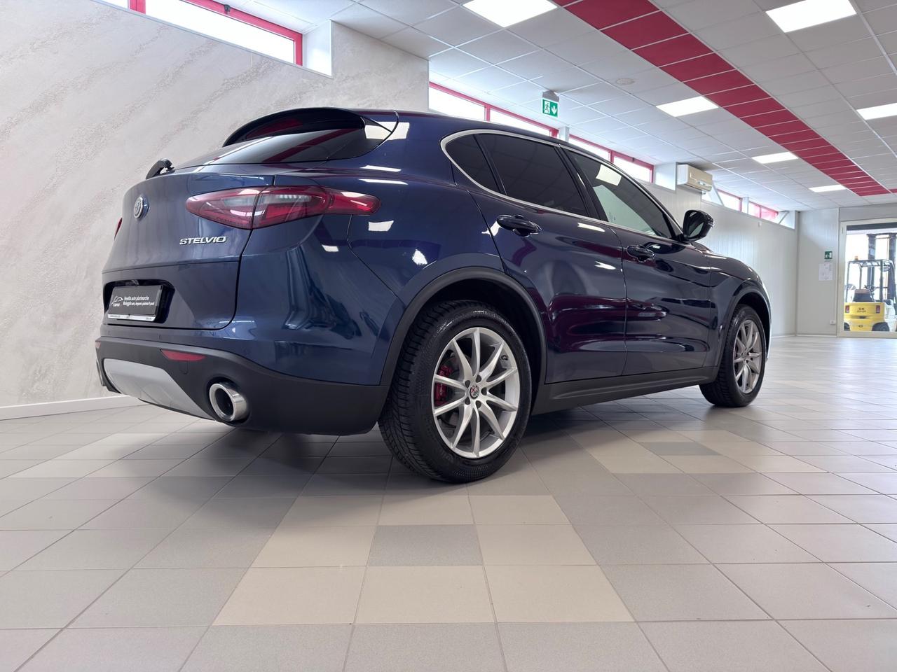Alfa Romeo Stelvio 2.2 Turbodiesel 190 CV AT8 Q4 Executive