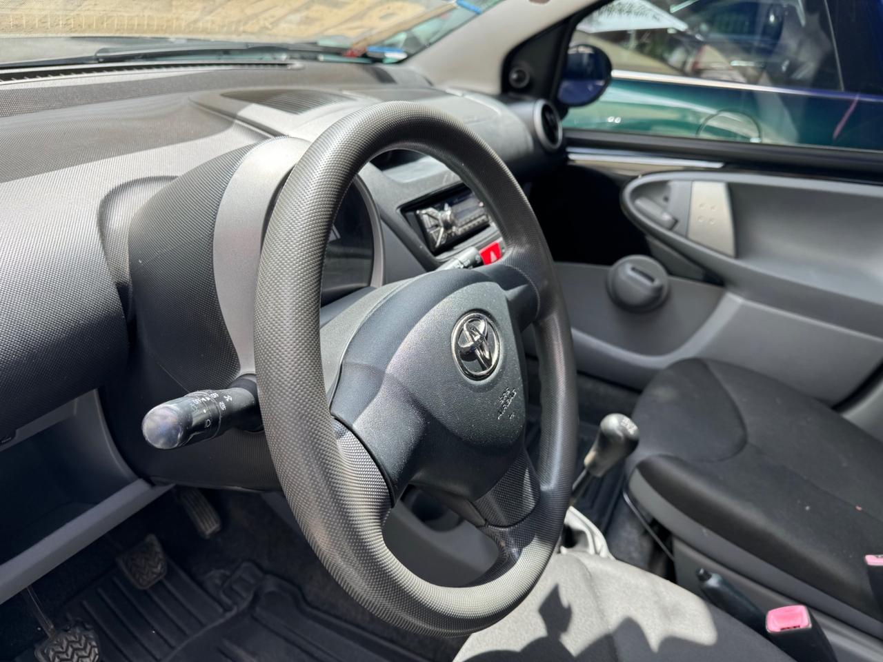 Toyota Aygo 1.0 12V VVT-i 5 porte 137.000Km