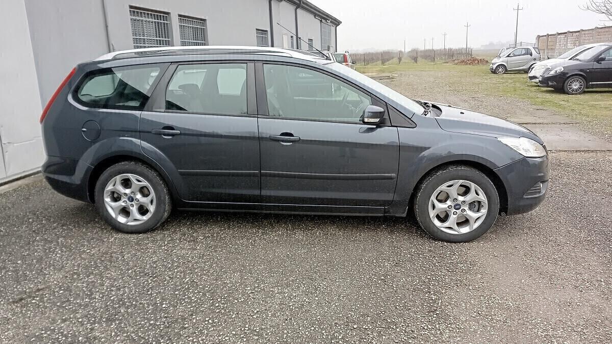 Ford Focus Style Wagon 2.0 Titanium -Gpl -