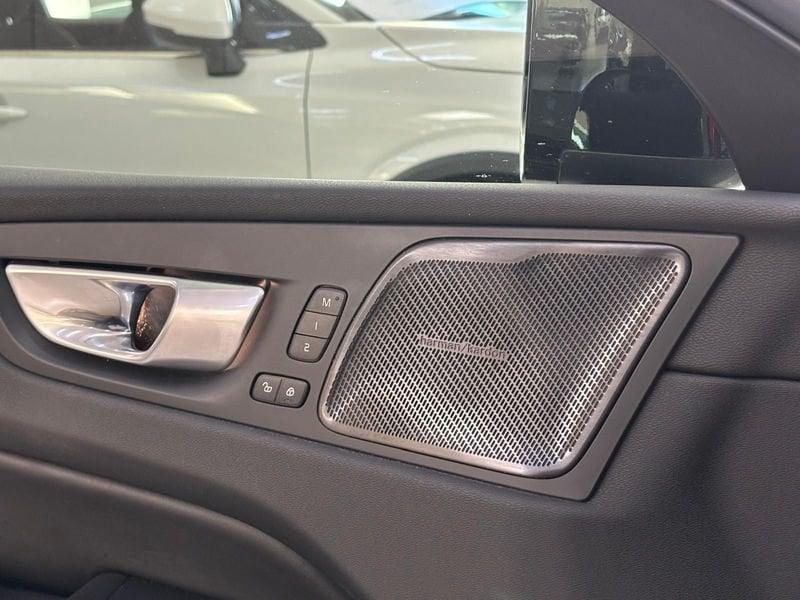 Volvo XC60 XC60 T6 Recharge Plug-in Hybrid AWD aut. Ultimate Bright