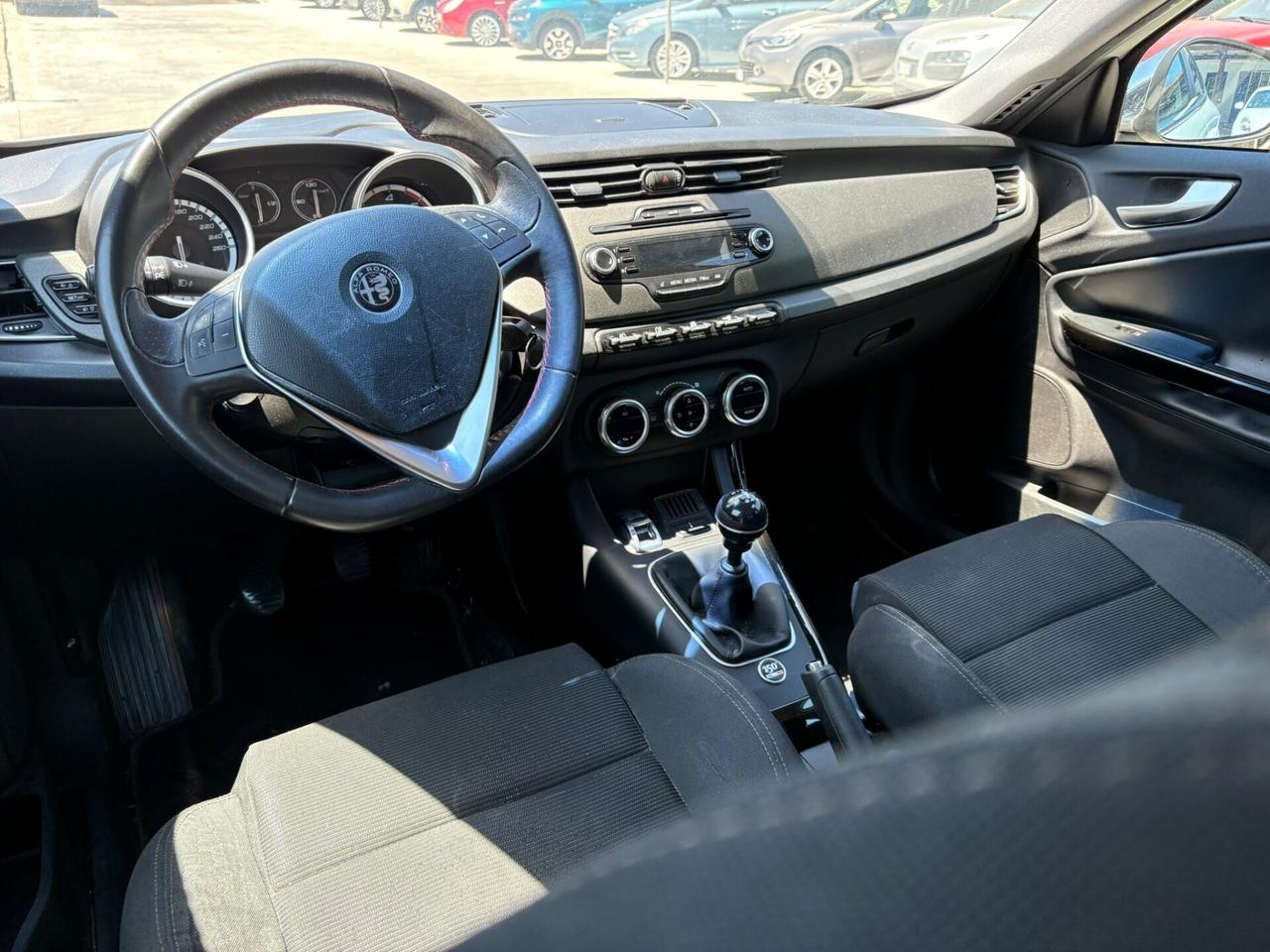 Alfa Romeo Giulietta 1.6 JTDm-2 105 CV Distinctive