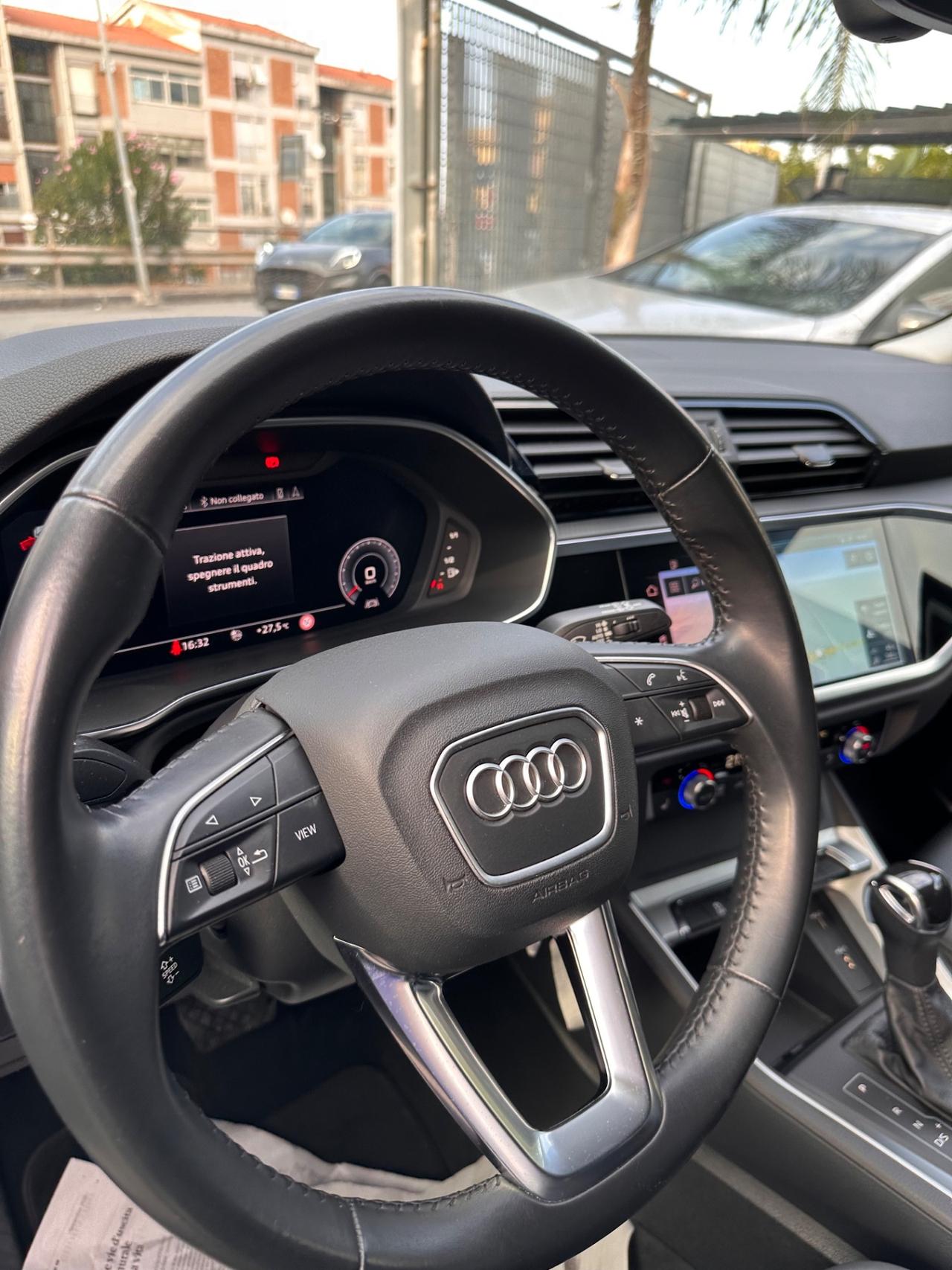 Audi Q3 35 TDI S tronic Business Advanced