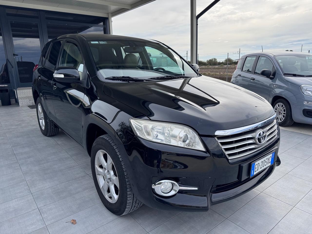 Toyota RAV 4 RAV4 Crossover 2.2 D-4D 150 CV DPF Exclusive