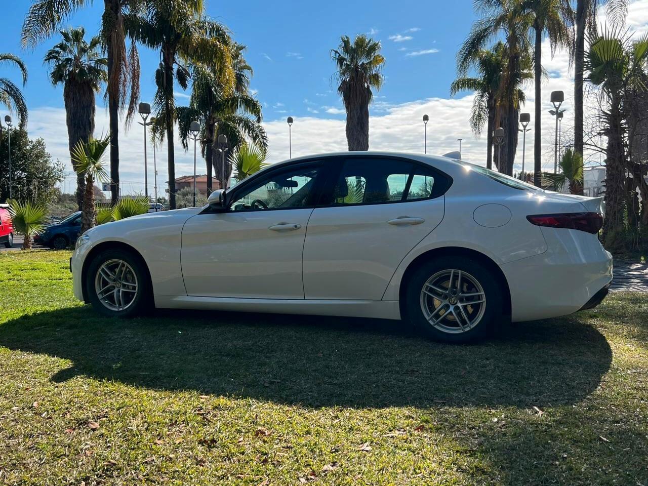 Alfa Romeo Giulia 2.2 Turbodiesel 160 CV AT8 Business