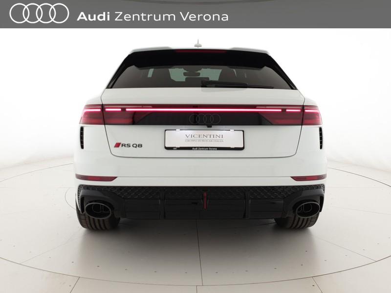 4.0TFSI 600CV quattro tiptronic