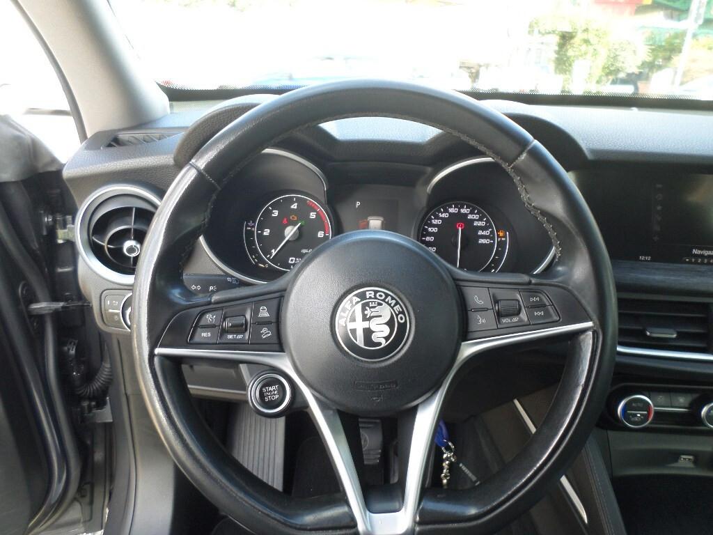 Alfa Romeo Stelvio 2.2 Turbodiesel 160 CV AT8 RWD Business