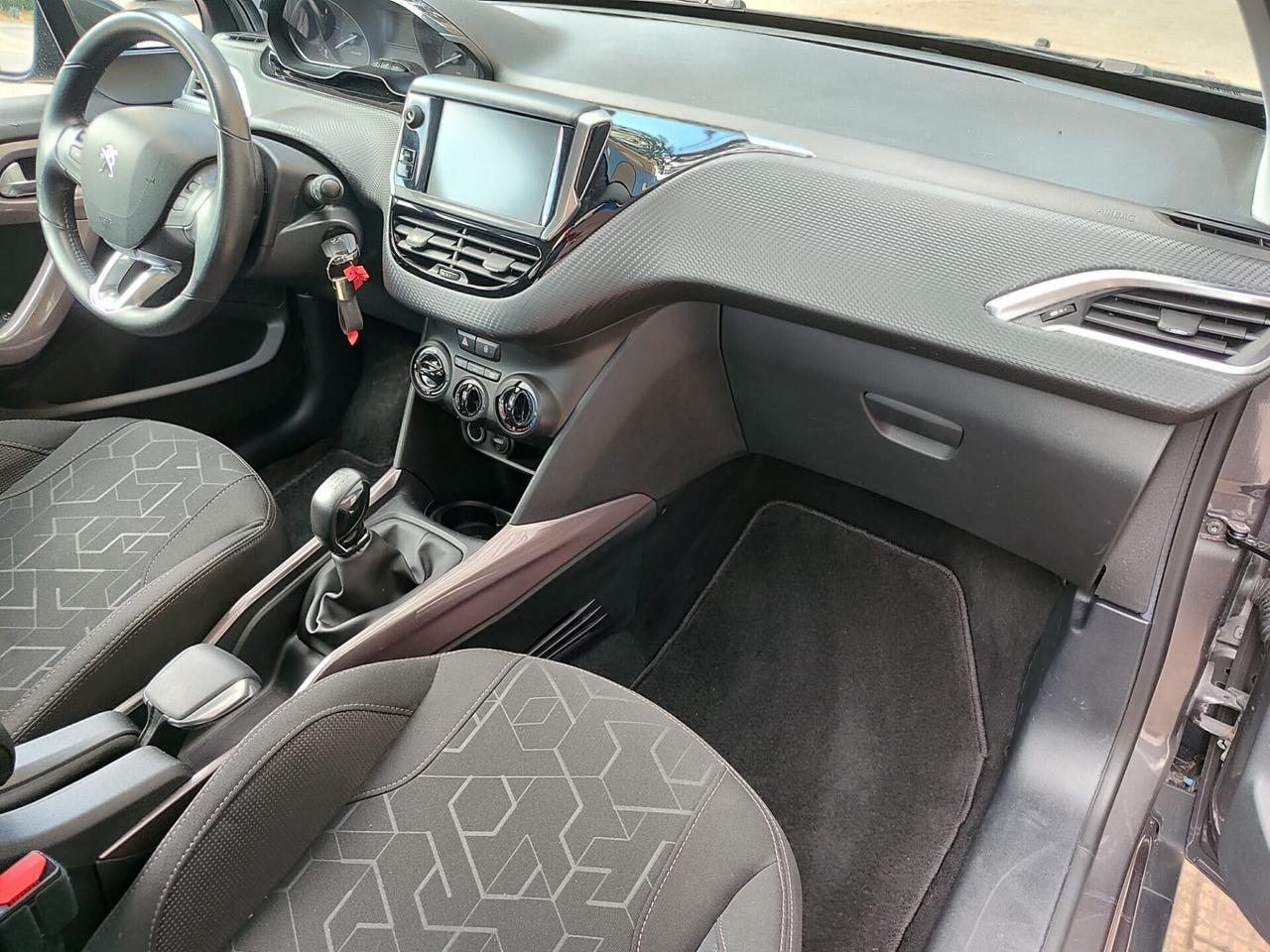 Peugeot 2008 BlueHDi 100 CV Active 2016