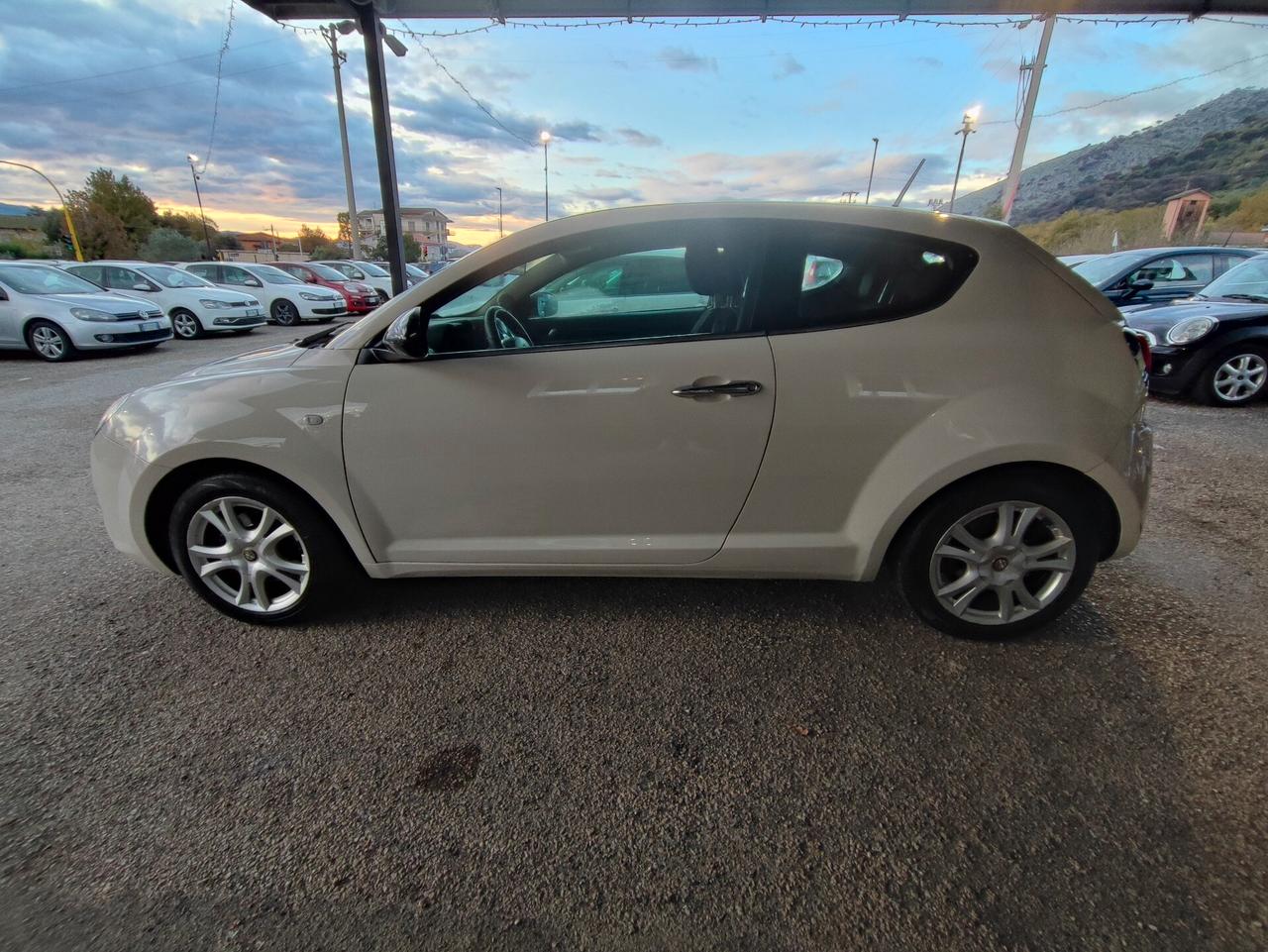 Alfa Romeo MiTo 1.4 T 120 CV GPL Distinctive Sport Pack