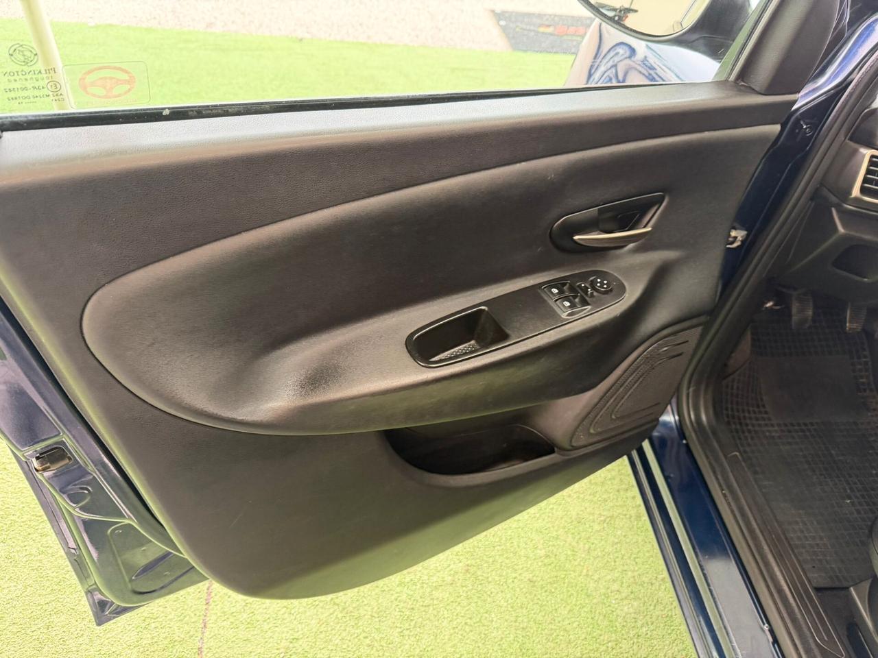 LANCIA YPSILON 1.2 BENZINA/GPL 70CV