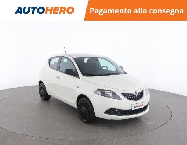 LANCIA Ypsilon 1.0 FireFly 5 porte S&S Hybrid Ecochic Silver