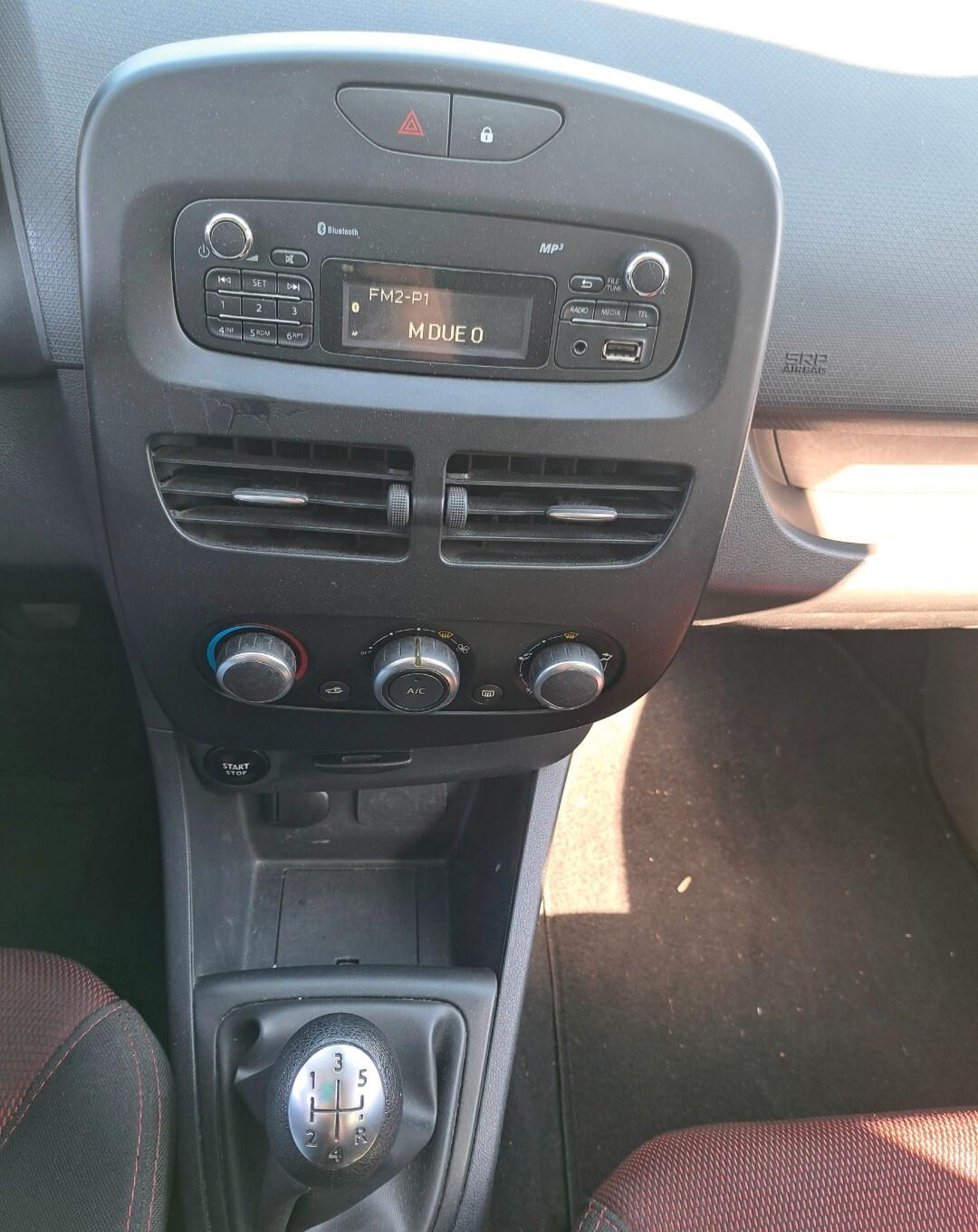 Renault Clio Sporter 1.2 75CV Zen