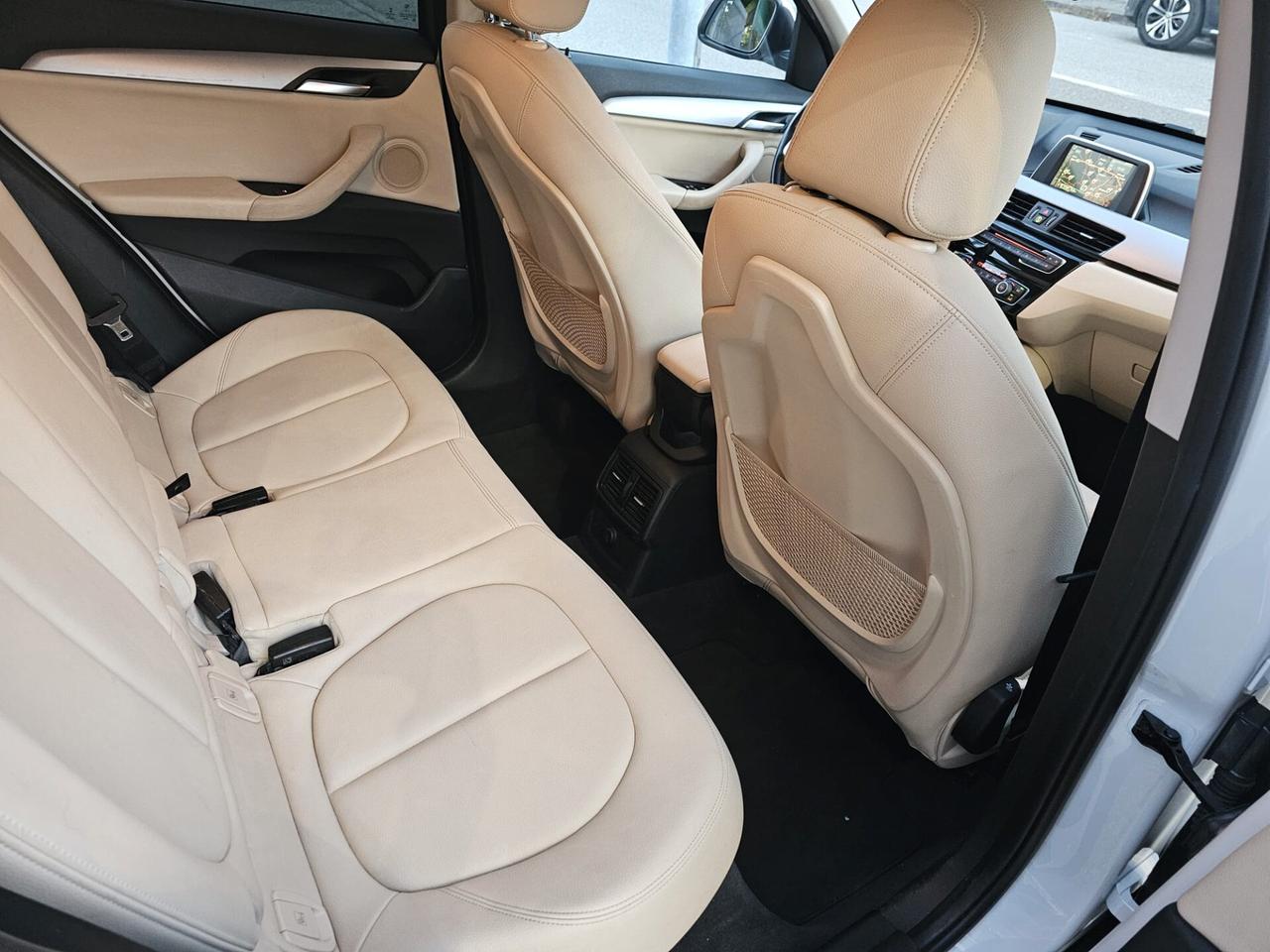 Bmw X1 sDrive16d 115cv Business*Pelle*Navi*Pdc*Bi-Xeno*Euro6