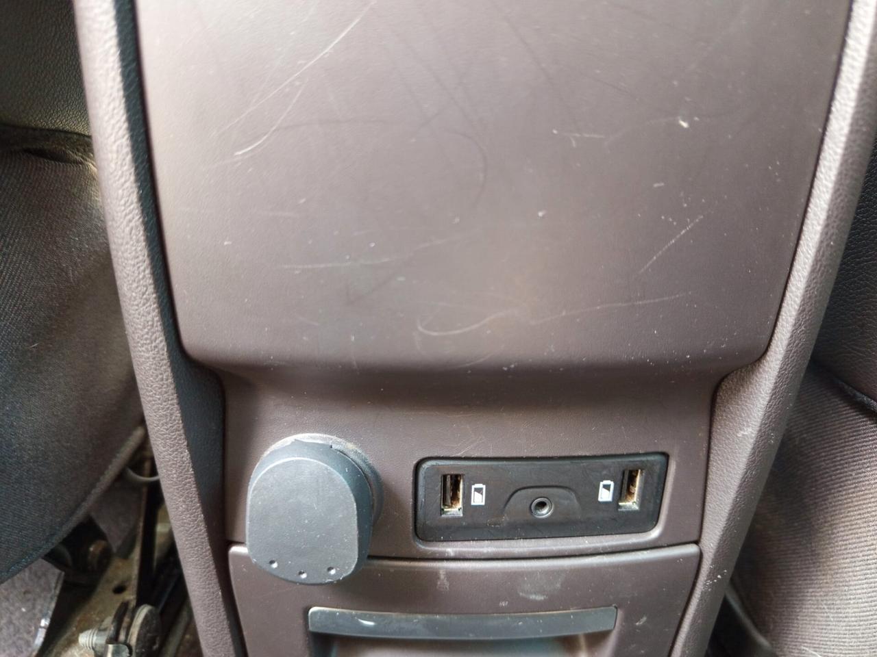 Renault Espace dCi 160CV EDC Energy Initiale Paris