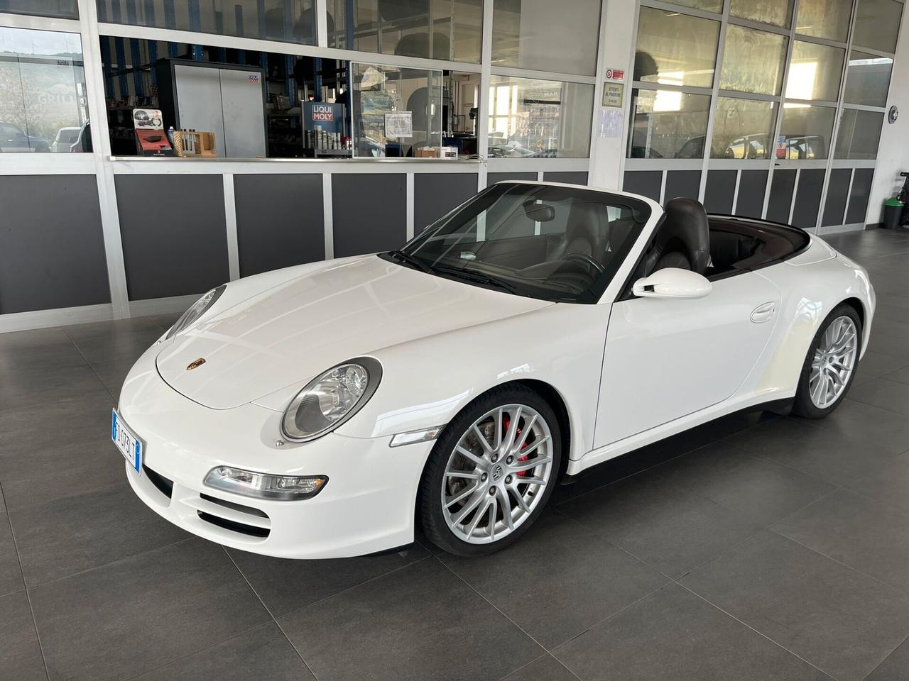 Porsche 911 Carrera 4S Cabriolet