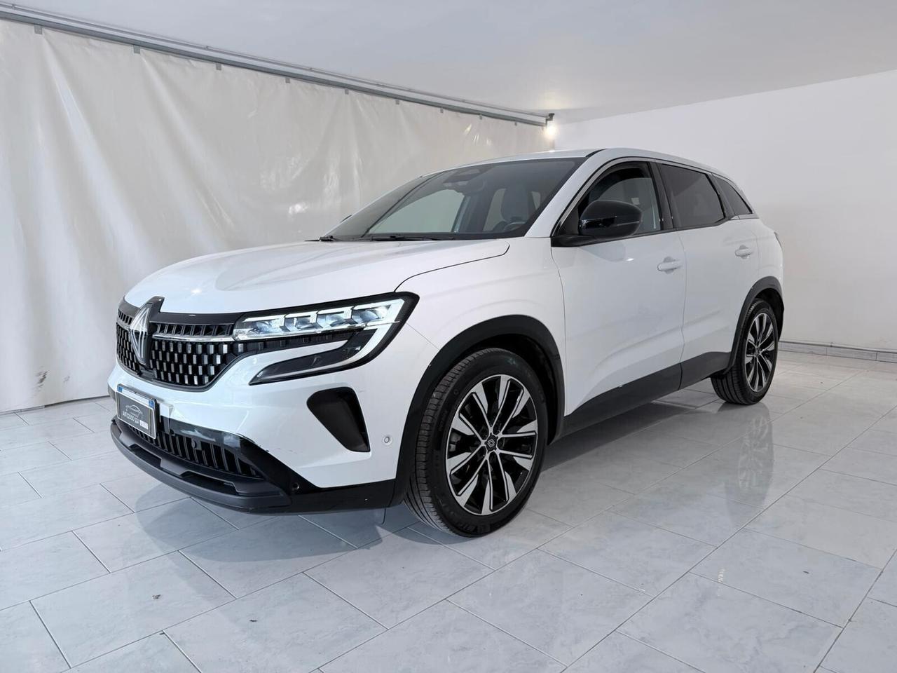 RENAULT AUSTRAL-E FULL HYBRID IVA DEDUCIBILE