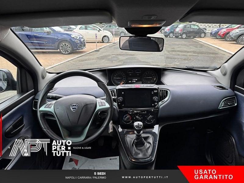 Lancia Ypsilon Ypsilon 1.0 firefly hybrid Platino s&s 70cv