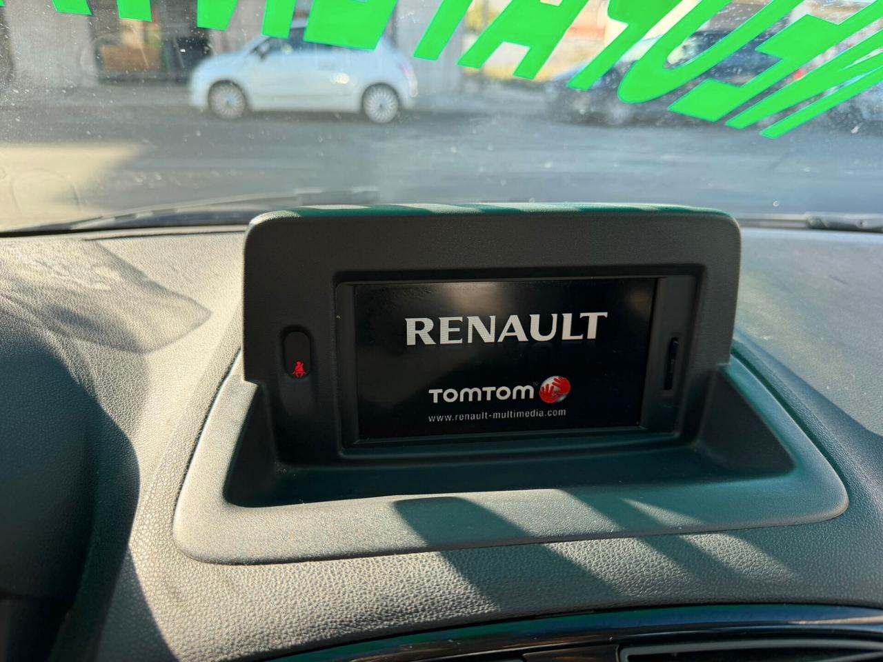 Renault Clio 1.2 16V 5 porte Live! - Anno 2011 - NEOPATENTATO