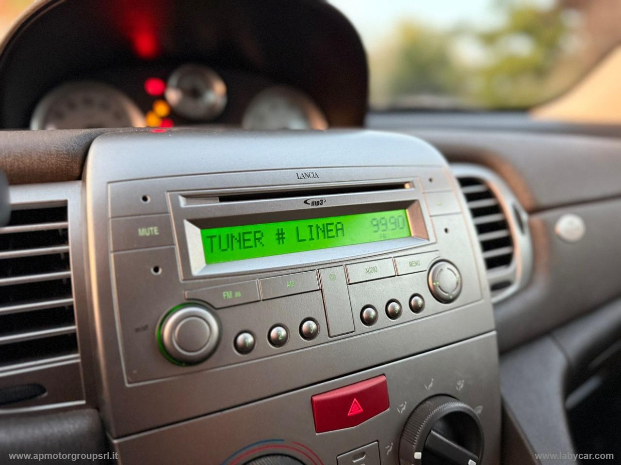 LANCIA Ypsilon 1.4 Oro