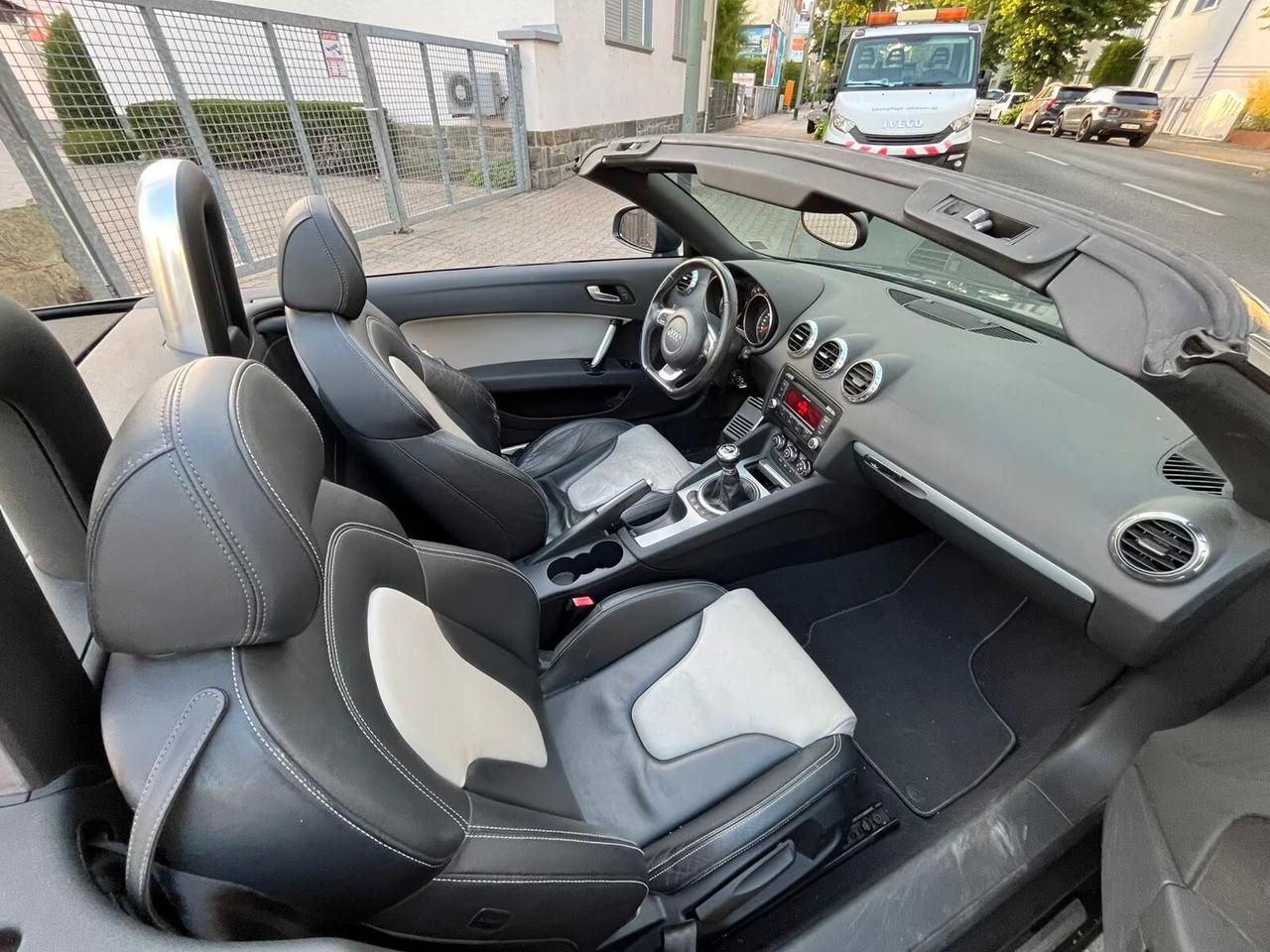 Audi TT Roadster 2.0 TFSI Advanced plus