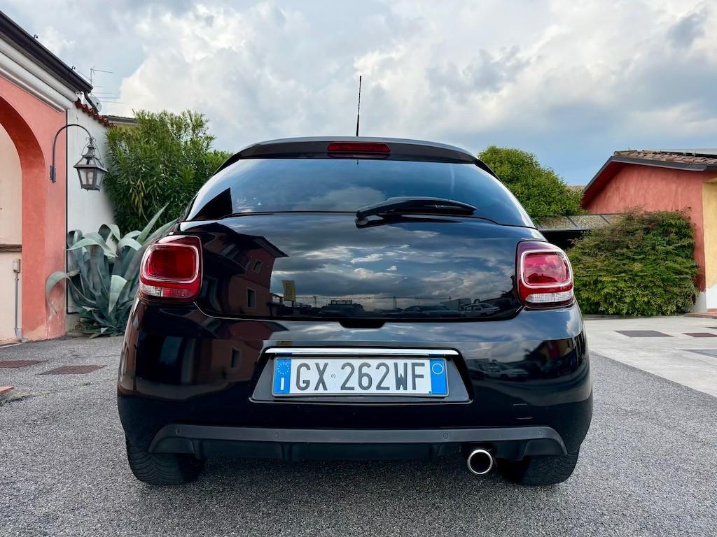 Ds DS3 DS 3 1.2 VTi 82 Just Black