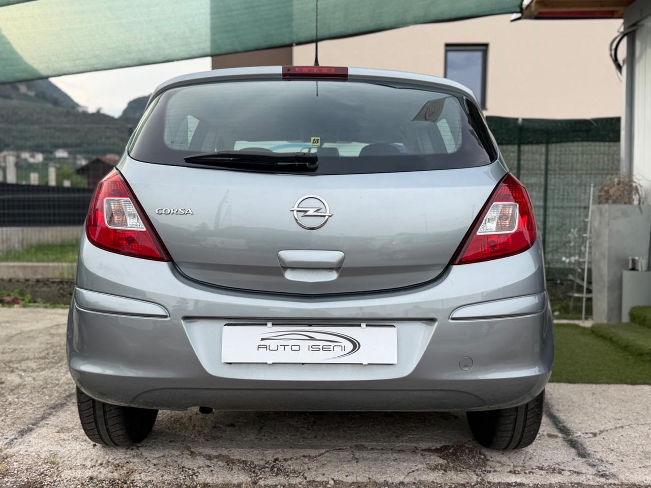 Opel Corsa 1.2 5 porte Sport SOLO 94.000 KM NEOPATENTATI OK