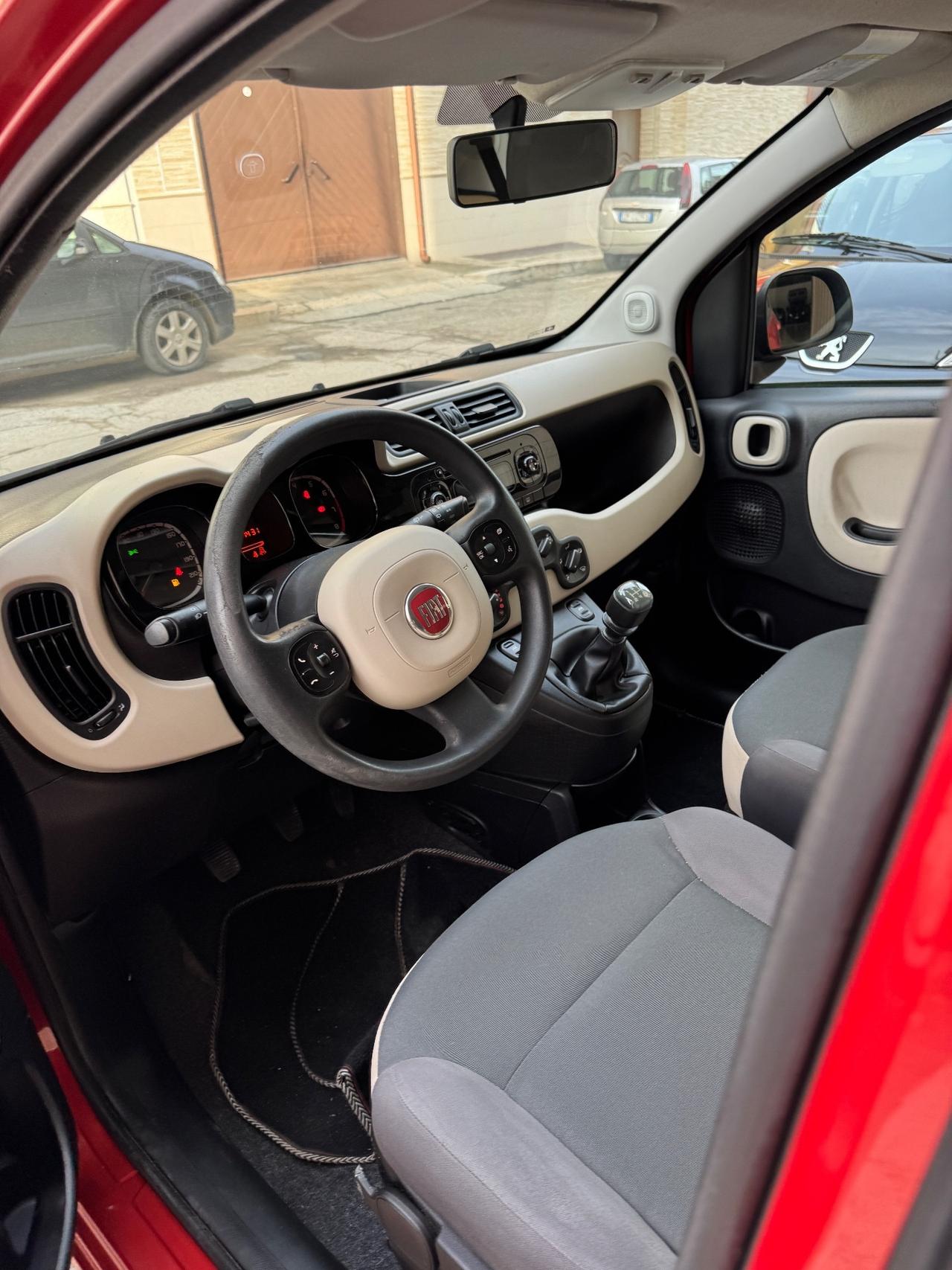 Fiat Panda 1.2 Lounge Full Optional