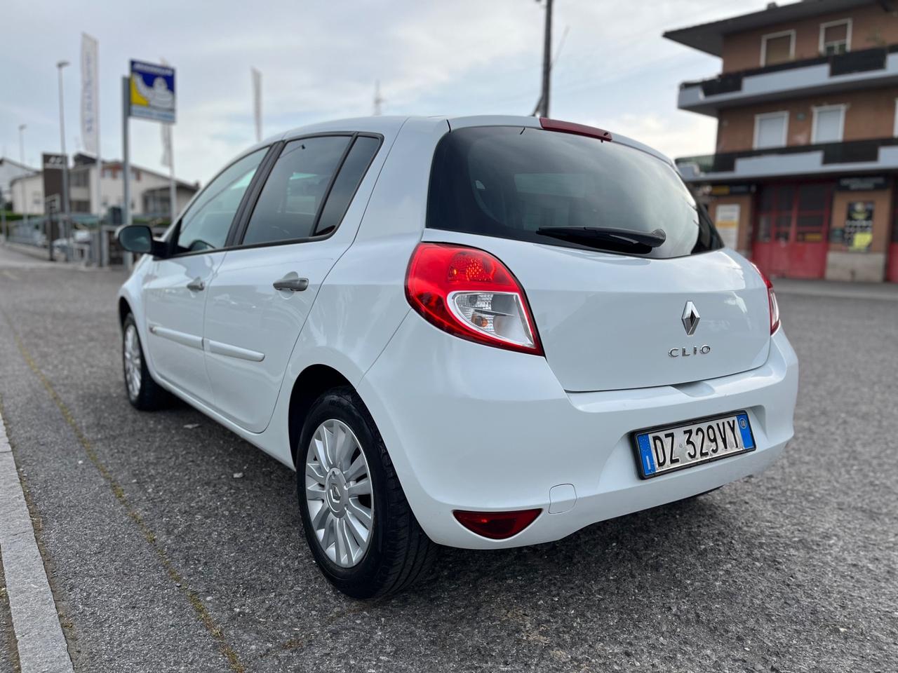 Renault Clio 1.2 16V 5 porte GPL Dynamique