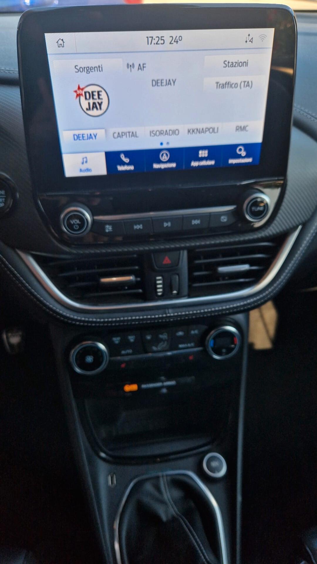 Ford Puma 1.0 EcoBoost Hybrid 125 CV ST-Line Vignale Led pelle