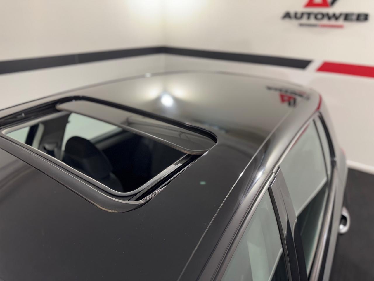 Volkswagen Golf TDI 5p. Highline TETTO APRIBILE