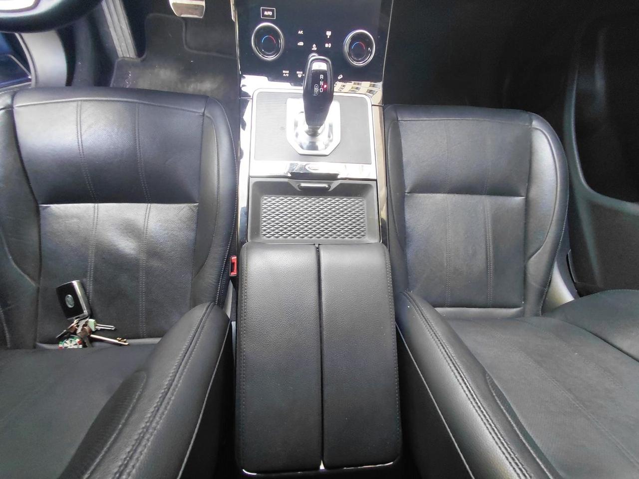 Land Rover Range Rover Evoque R-Dynamic SE #11463