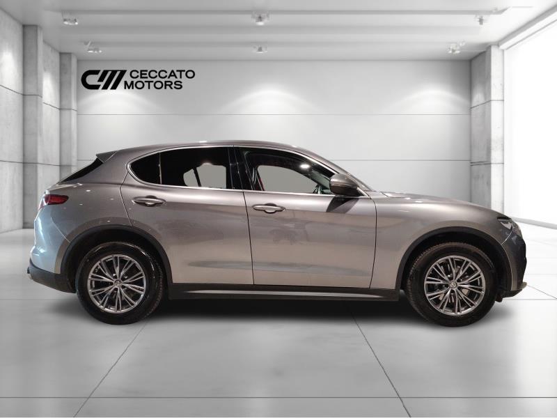 Alfa Romeo Stelvio 2.0 Turbo Executive Q4 Auto