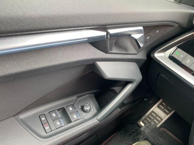 Audi A3 Sportback 30 TFSI G-Tron S-Tronic S-Line Edition