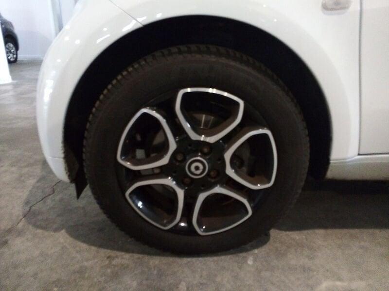 smart fortwo 004299 EQ Passion