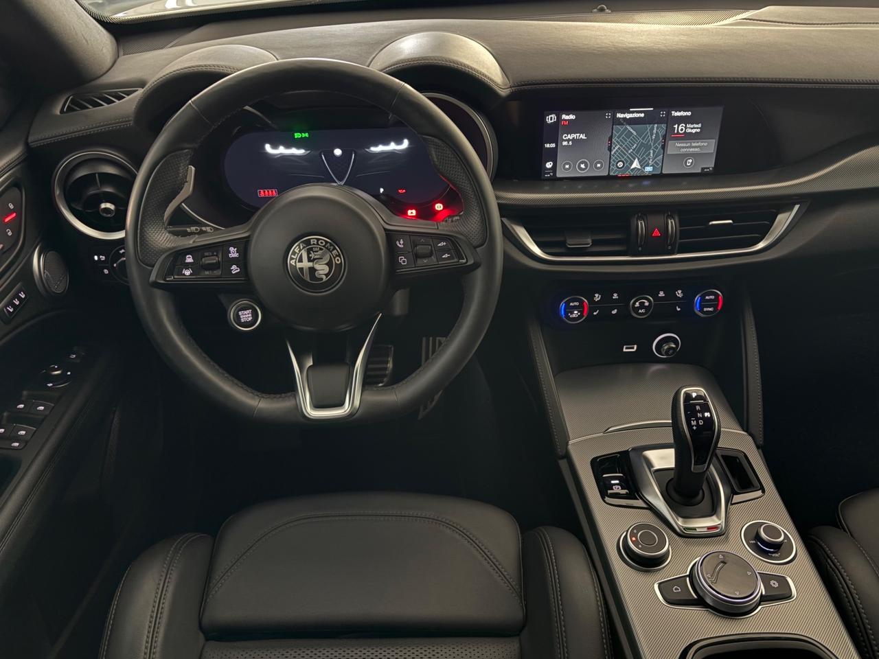 Alfa Romeo Stelvio 2.2 Q4 210 CV AT8 Veloce