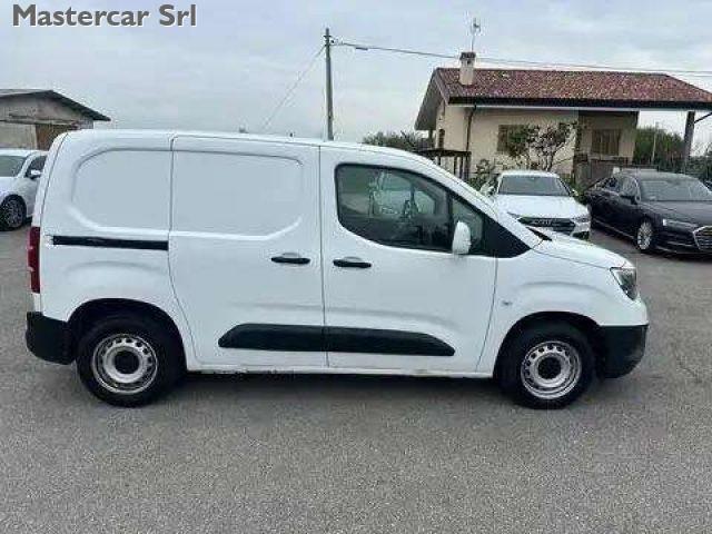 OPEL Combo 1.5 HDI 100cv 3 posti - Diesel - FZ001JK