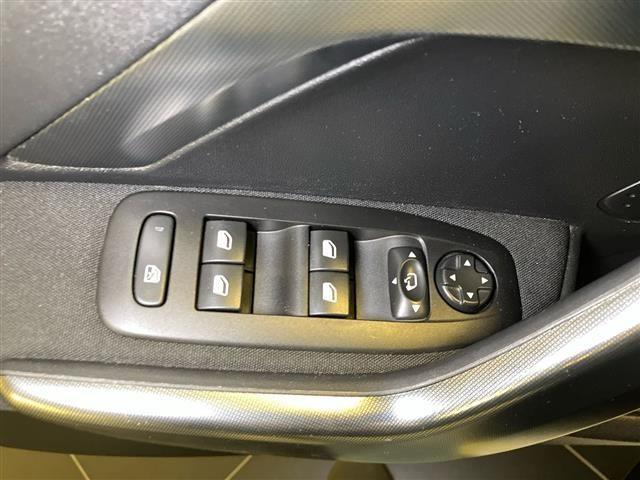 PEUGEOT 2008 1.2 PureTech Turbo 110cv Allure S&S my16