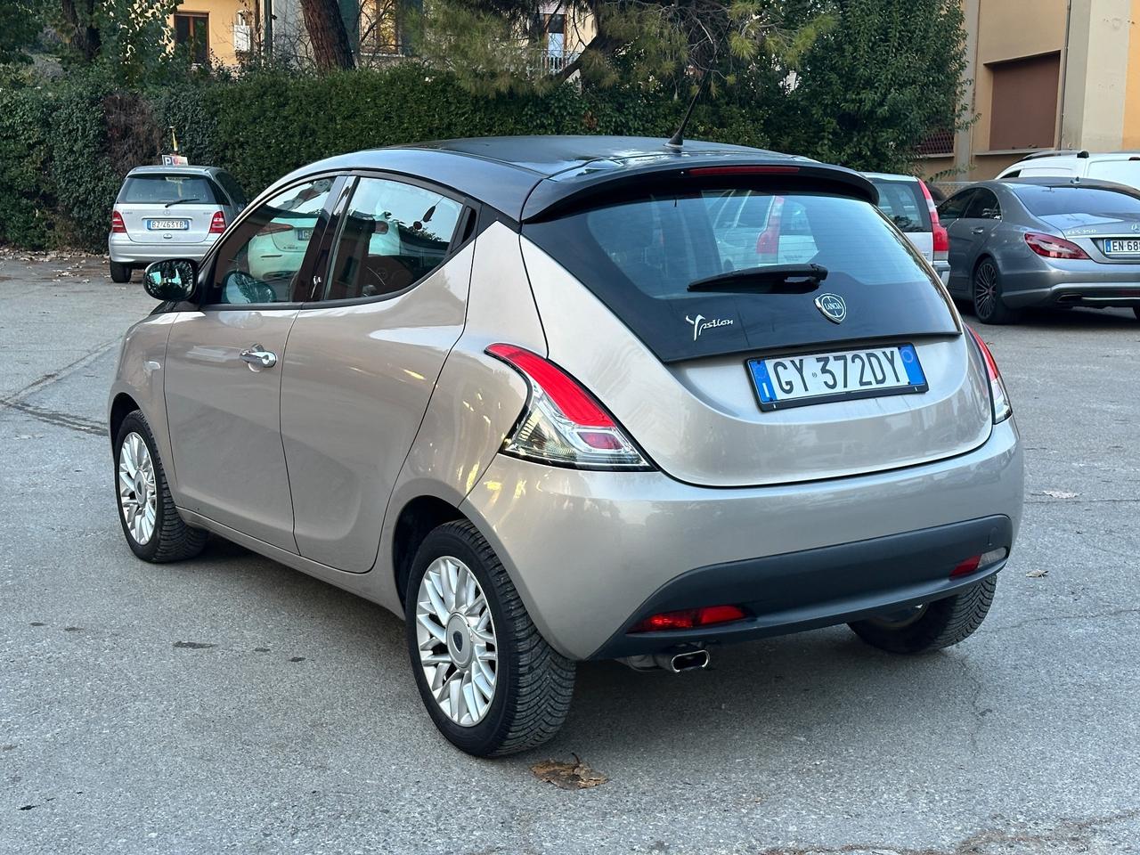 Lancia Ypsilon 1.2 Platinum solo 115mila km