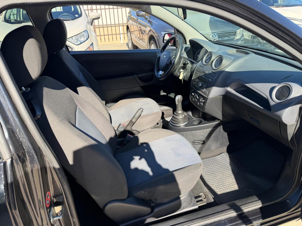 Ford Fiesta 1.4 TDCI 69cv Titanium/165.000KM