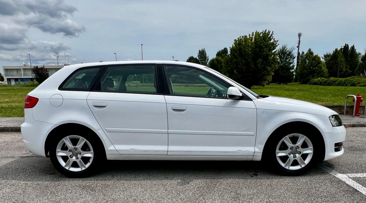 Audi A3 SPB 1.6 TDI 90 CV CR F.AP Ambition