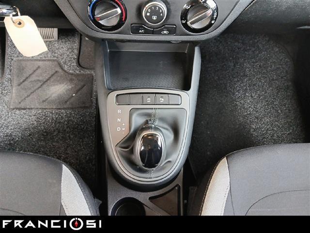 HYUNDAI i10 I 10 1.0 MPI Tech Connect Pack AT