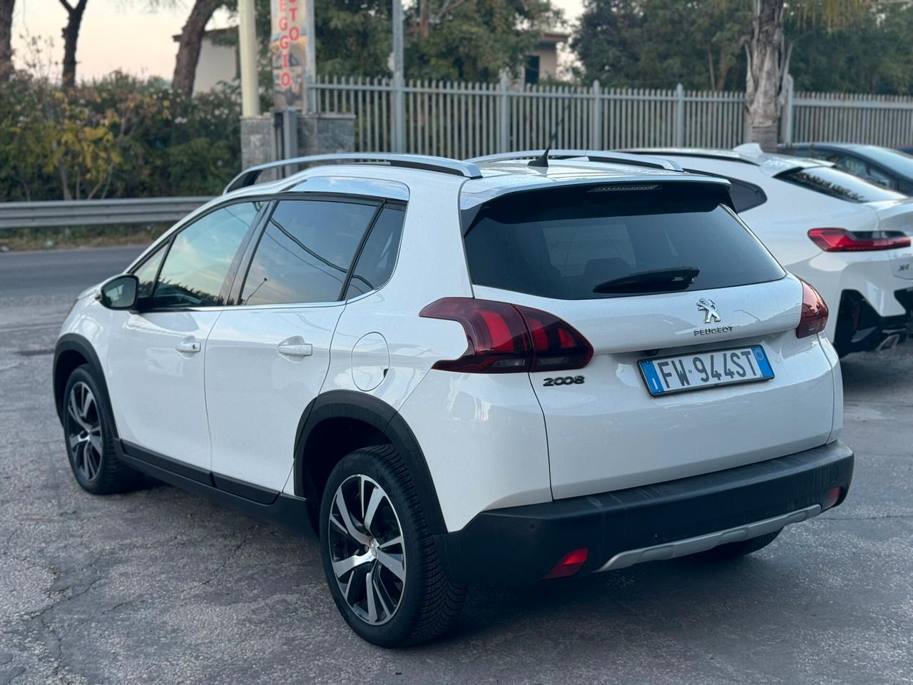 Peugeot 2008 PureTech Turbo 110 EAT6 S&S Allure