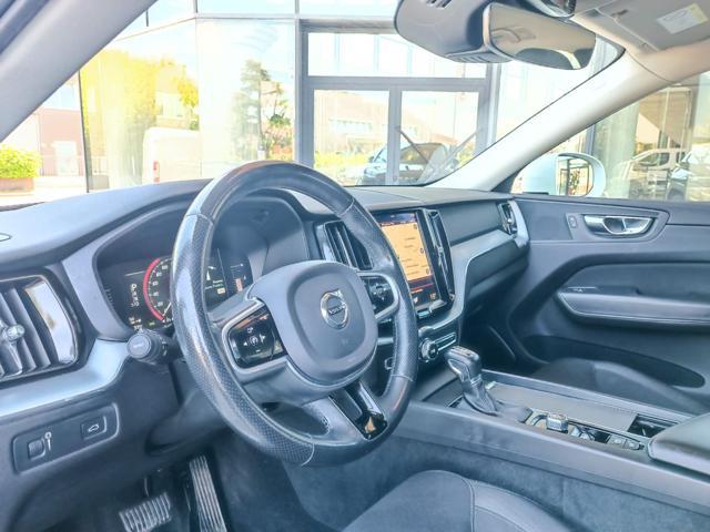 VOLVO XC60 D4 AWD Geartronic Business
