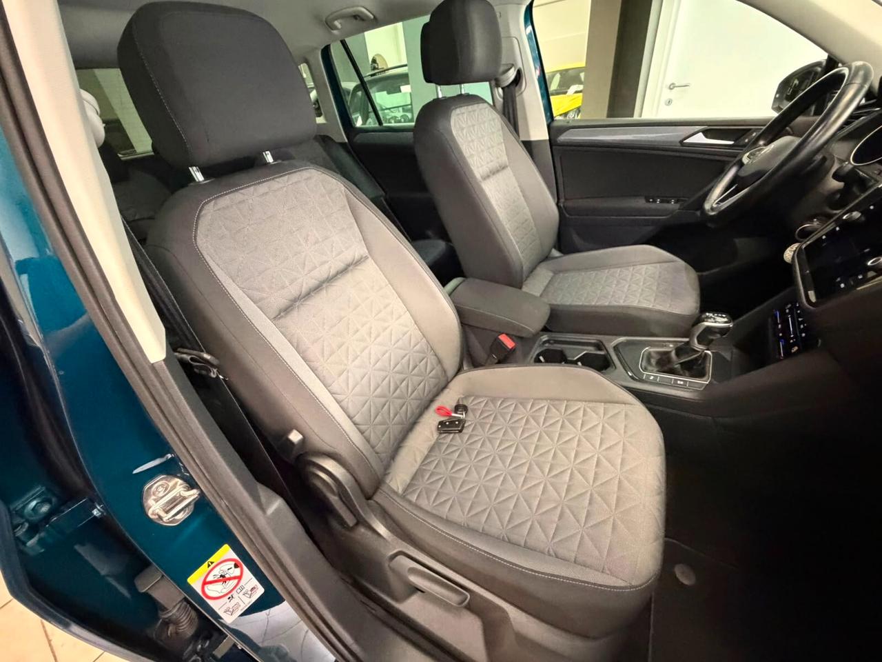 Volkswagen Tiguan 2.0 TDI 150 CV SCR DSG Elegance a rate da 250 al mese