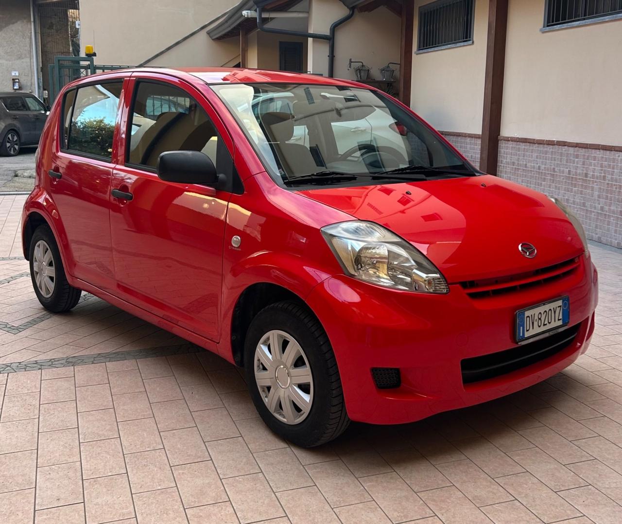 Daihatsu Sirion 1.0 Hiro - km 115.000