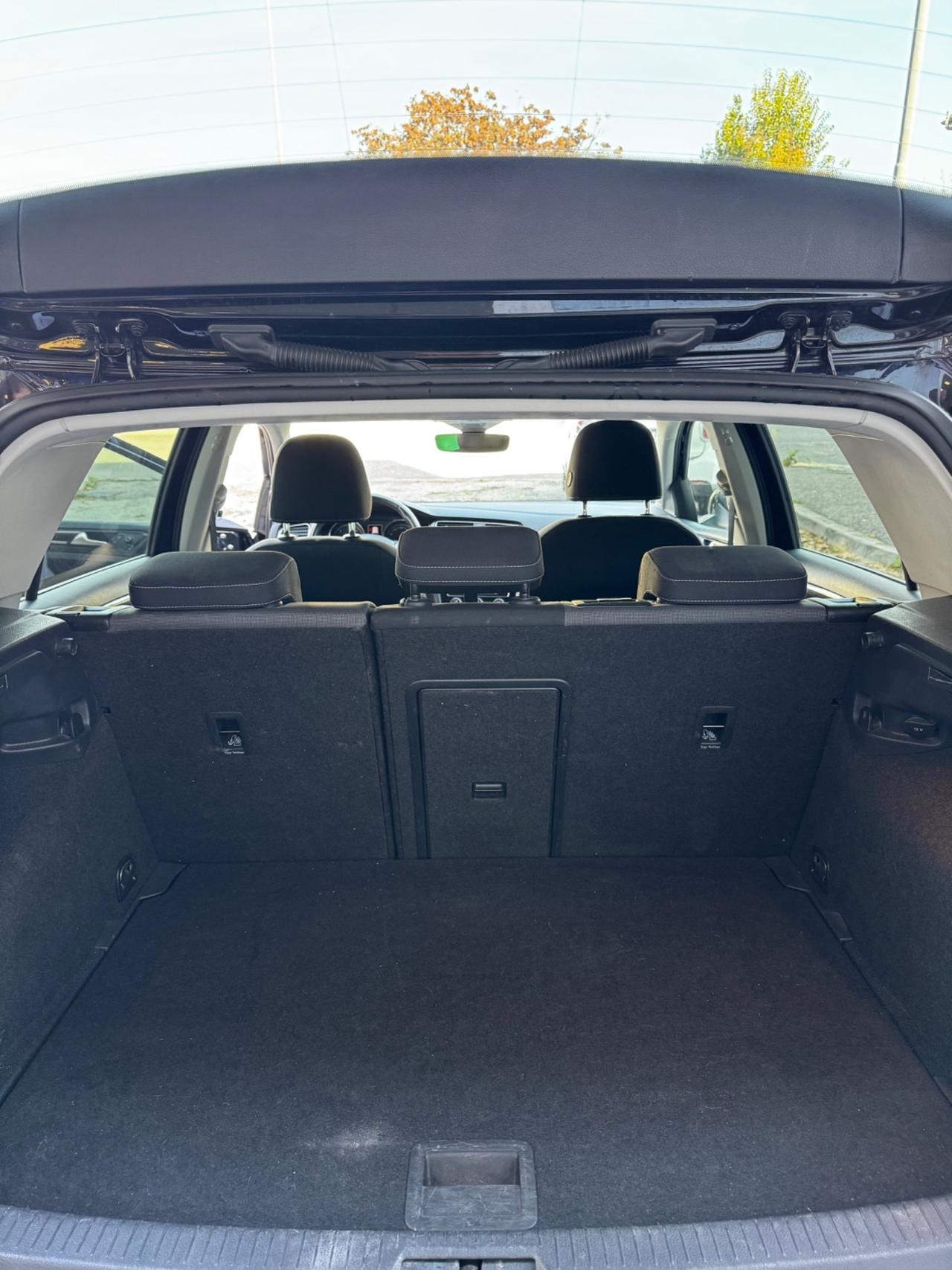 Volkswagen Golf 2.0 TDI 5p. Executive BlueMotion Technology