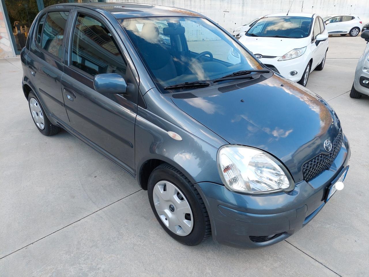 Toyota Yaris 1.0 Benzina 5 porte