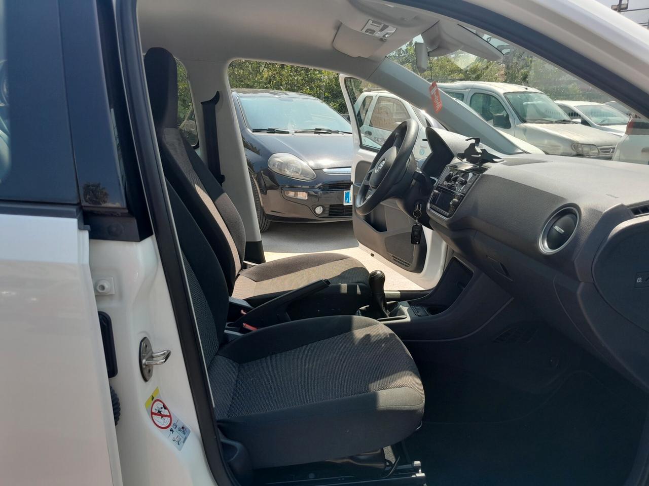 Volkswagen up! 1.0 5p. move
